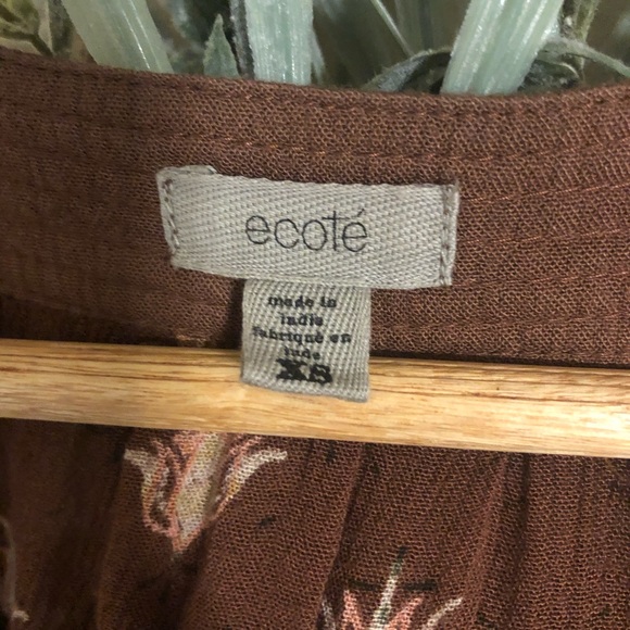 f l o r a l r o m p e r - Picture 2 of 2